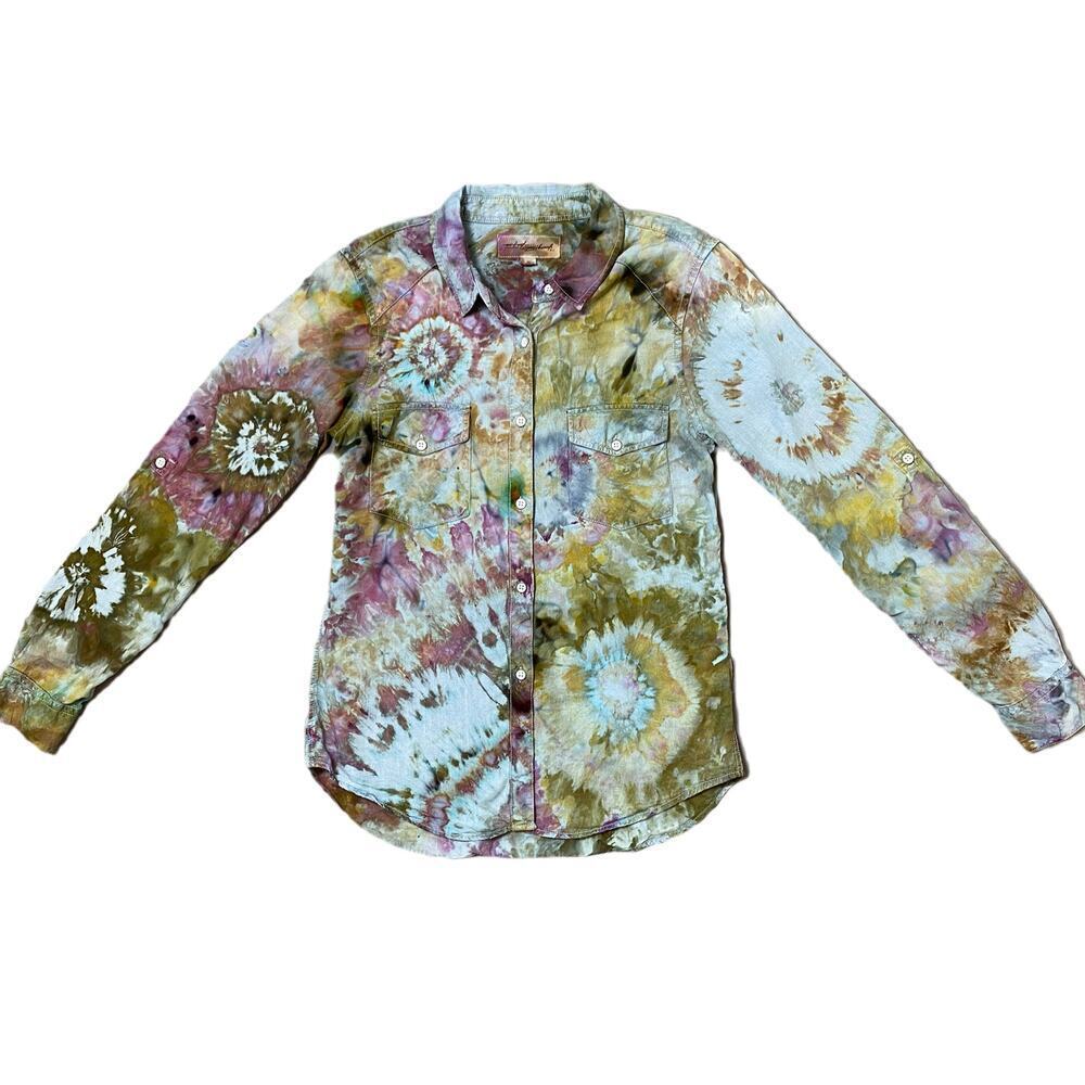 REFRESHED- Young Hearts Run Free Hand Dyed Shirt Size Small